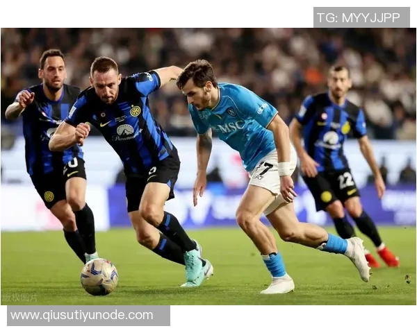 英媒报道曼城热刺等队关注维拉后卫孔萨国米那不勒斯也有意加盟