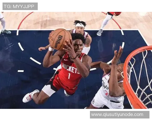 乌度卡谈阿门的多样化角色强调他不需持球也能展现出色表现 乌度卡谈阿门的多样化角色强调他不需持球也能展现出色表现