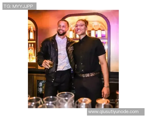 库里携手名厨迈克尔米娜共同打造波本威士忌主题酒吧即将开业 库里携手名厨迈克尔米娜共同打造波本威士忌主题酒吧即将开业