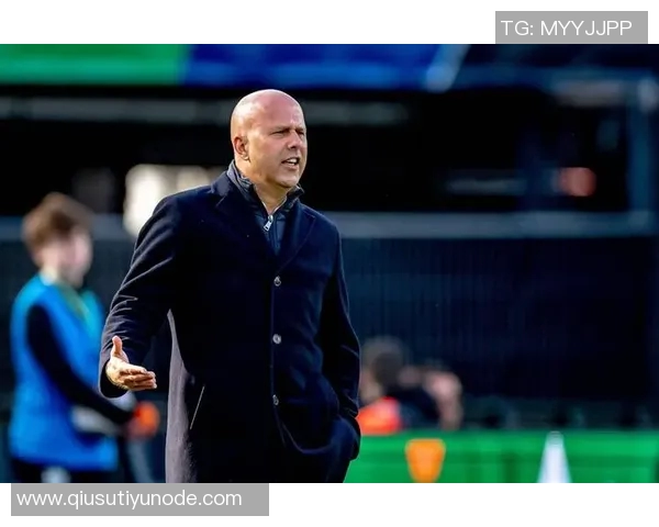 斯洛文尼亚主帅谈曼联沟通解决问题祝愿舍什科早日康复