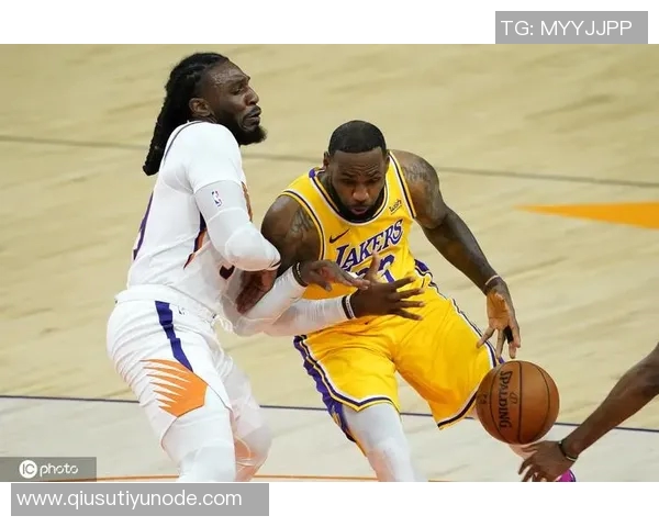 太阳内线攻击势不可挡进攻流畅果断展现实力